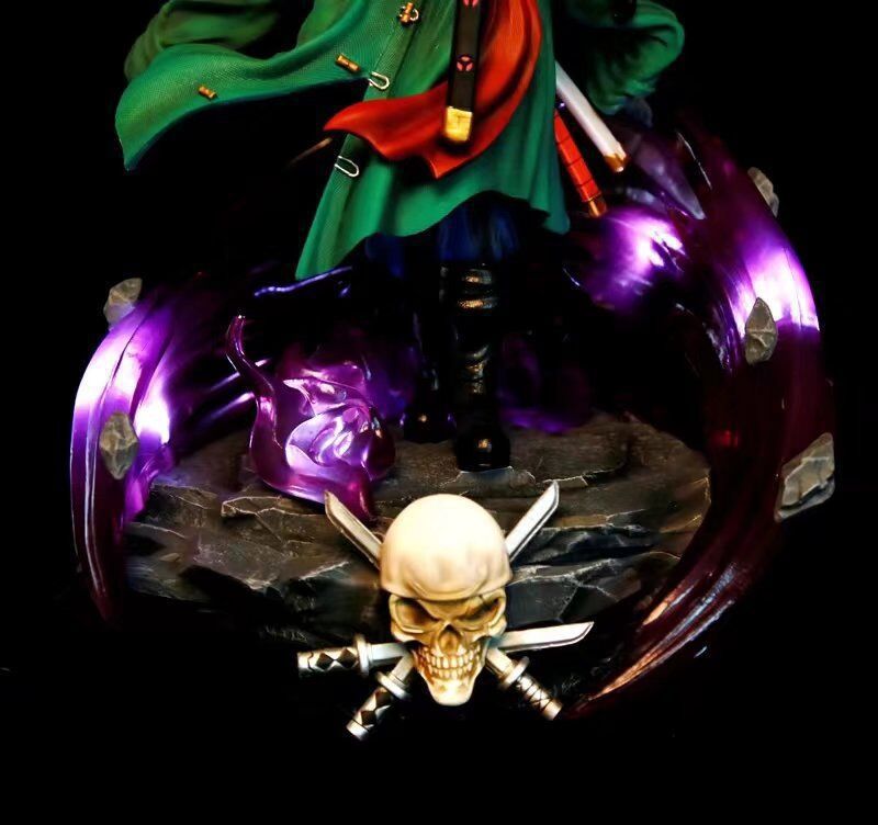 Roronoa Zoro LED Statue