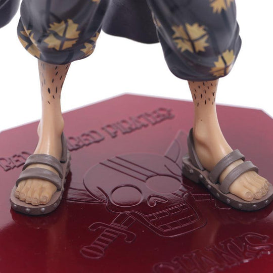 shanks-onepiece-anime-manga-action-figure-detailed-pvc-2styles-red-hairs